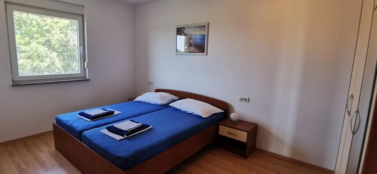 Apartments Luka Medulin