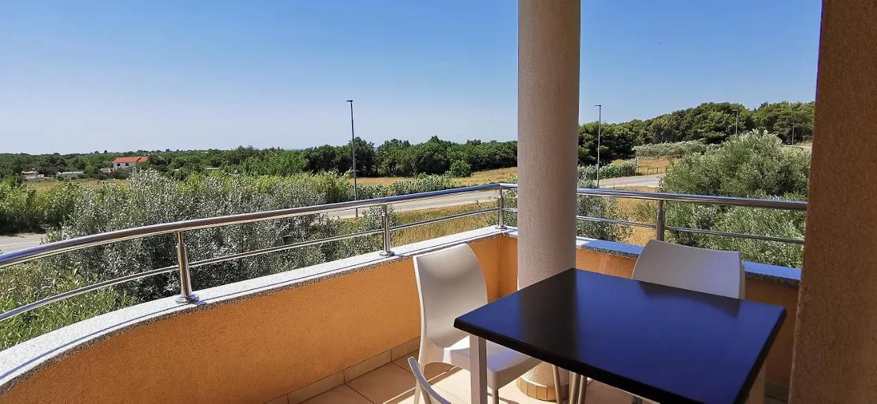 Apartments Luka Medulin