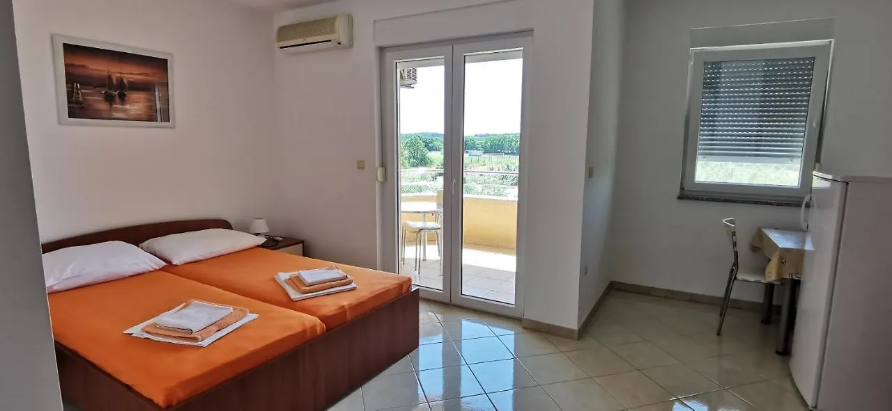 Apartments Luka Medulin Croatia